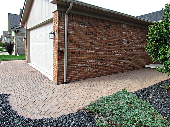 2nd image of 13935 Diversion Dr