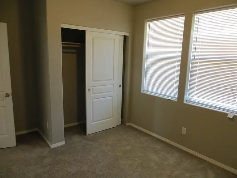 2828 Lucia Ct NW — Photo 10