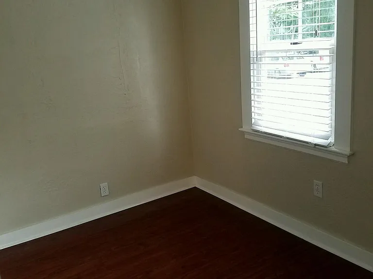 650 Marion St NE #1 — Photo 58