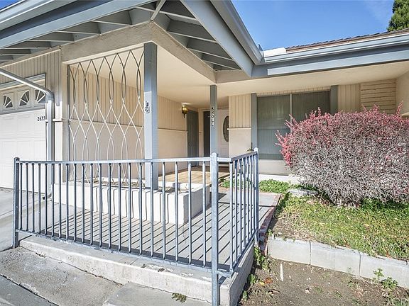 2nd image of 26731 Oak Garden Ct