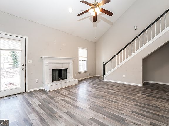 3rd image of 2640 Eastmont Trl