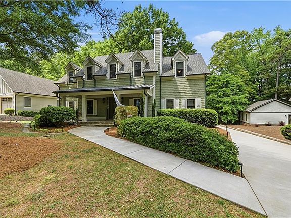 4th image of 160 Parkside Ln