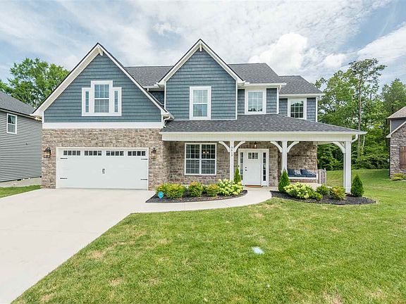 2nd image of 9413 Gladiator Ln