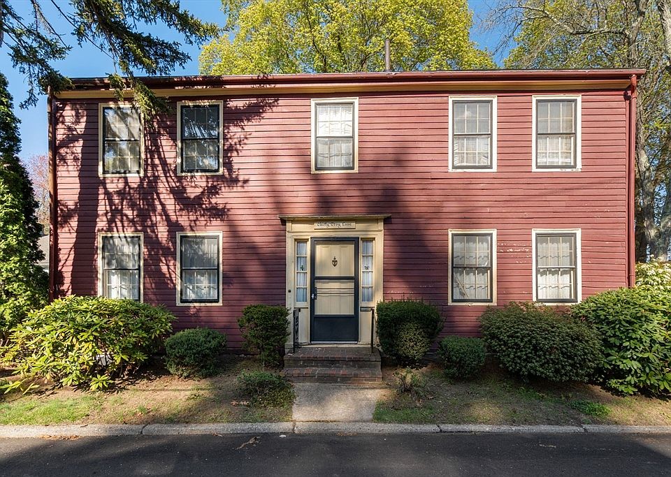 1st image of 30 Troy Ln