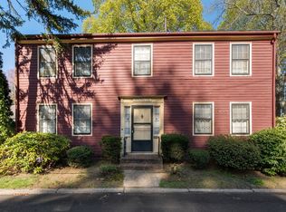 30 Troy Ln, Newton, MA 02468