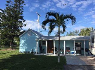 933 Alamanda Rd, West Palm Beach, FL 33405
