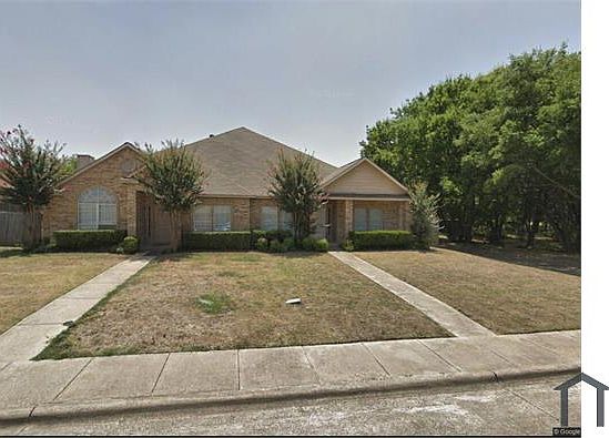 1st image of 400 Amber Ln