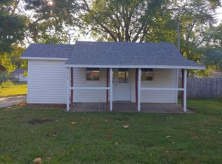 612 Metcalf St, Maxwell, IA 50161