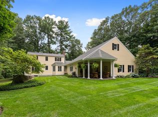 22 Westover Dr, Lynnfield, MA 01940