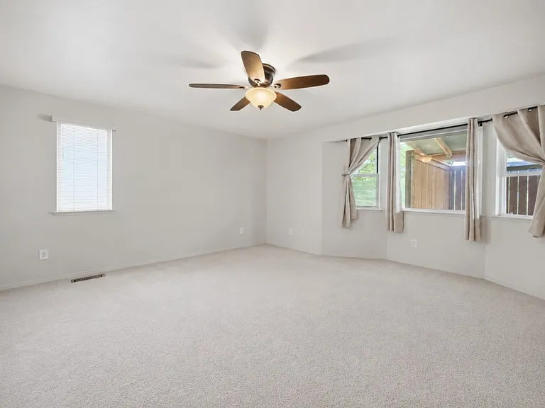 3204 S Johnson Pl — Photo 7