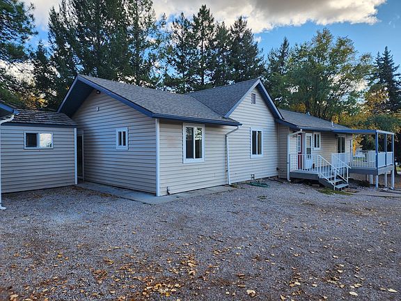 3rd image of 1215 Hillcrest Dr