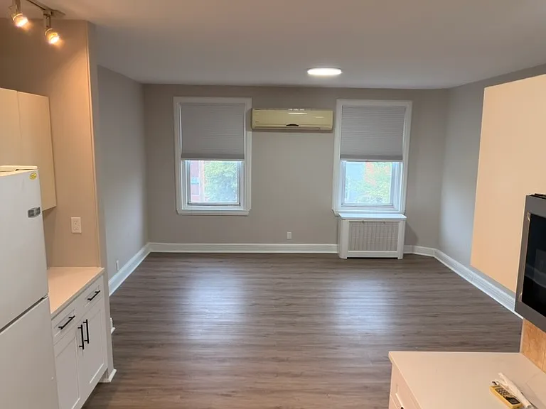 2917 W Girard Ave #2 — Photo 6
