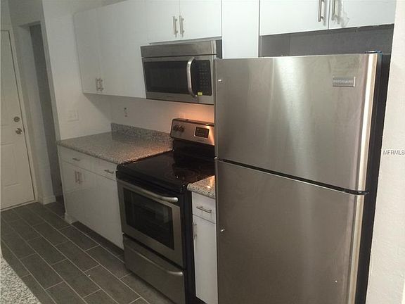 3rd image of 406 E Gladys St APT B