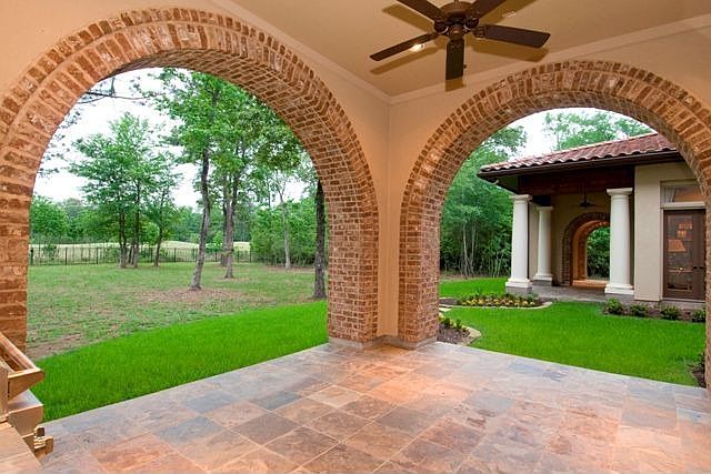 2nd image of 812 Eagle Pointe