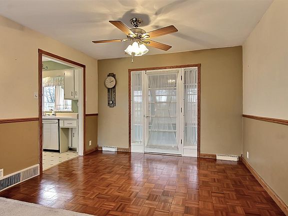 5th image of 2675 W 57th Ave