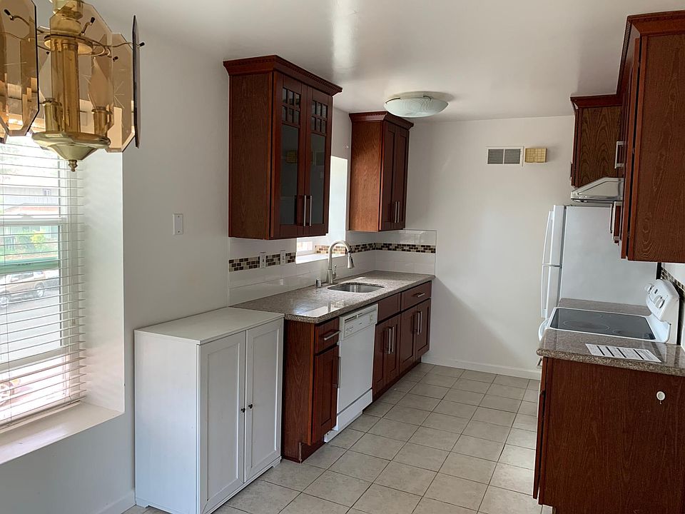 1st image of 1261 Balboa Ct