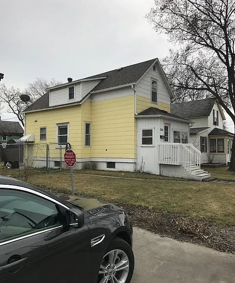1344 1st Ave N — Photo 1