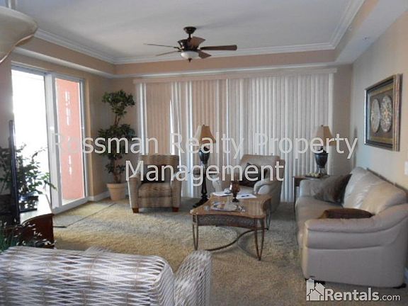 5th image of 2743 1st St APT 906