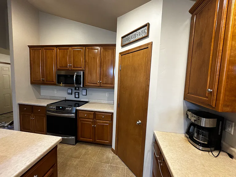 3955 Wright Cir — Photo 8