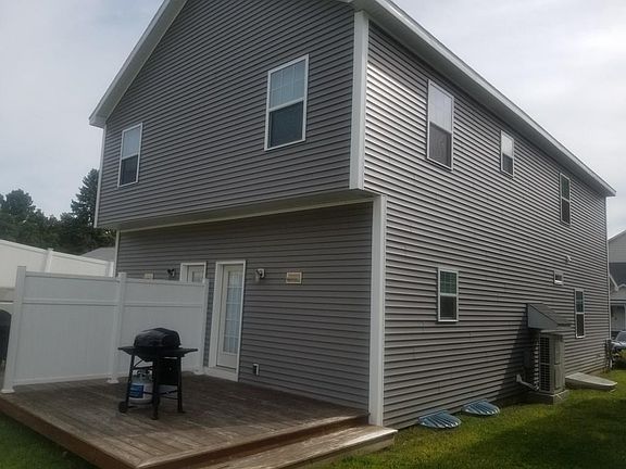 2nd image of 90 Sterling St Unit G