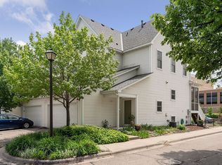 722 25th St E, Minneapolis, MN 55404