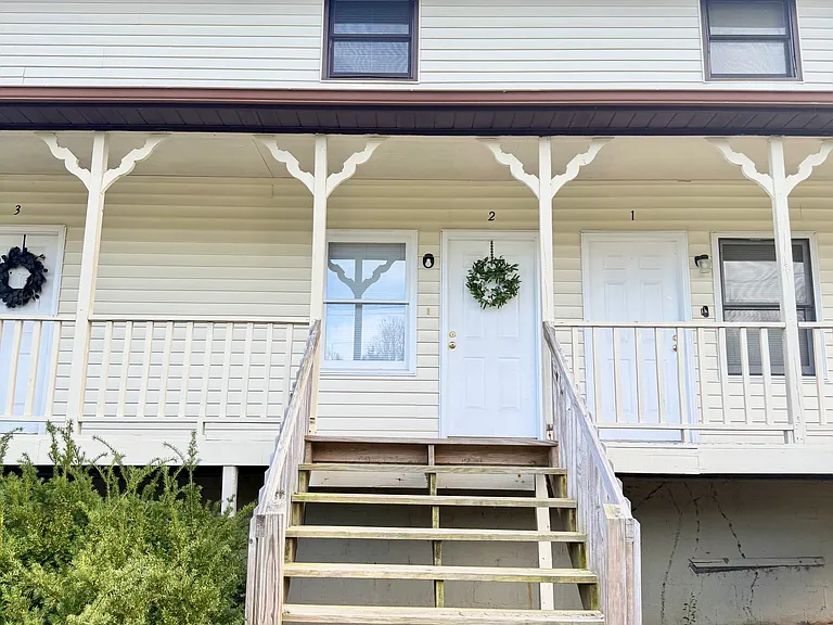 342 Old Gray Station Rd #B — Photo 11