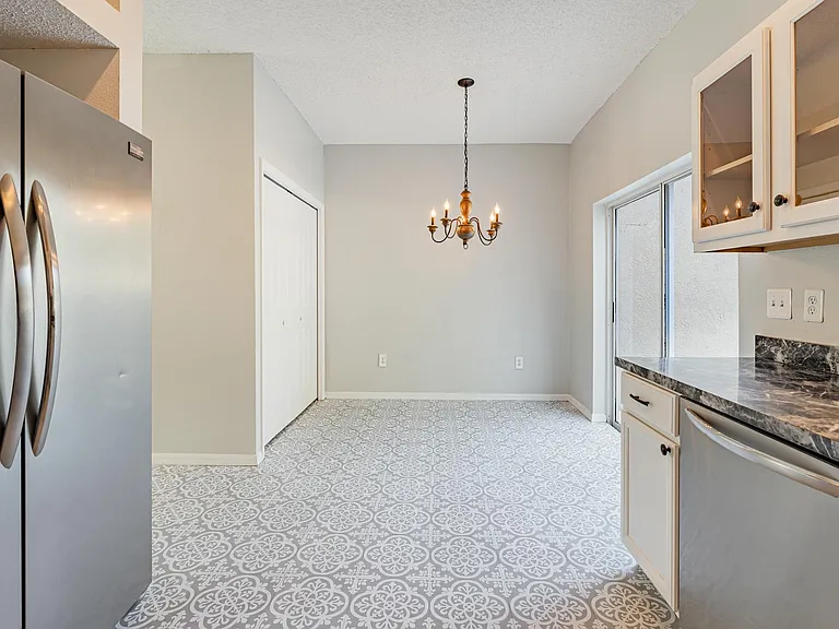 4304 Deermont Cir — Photo 14