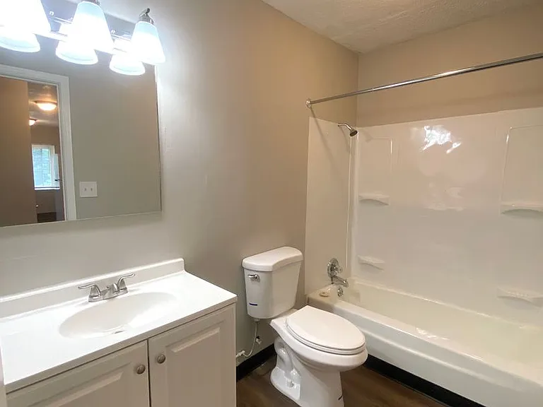 Peoria Flats - New Mgmt - New Name - Fresh Upgrades — Photo 6