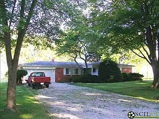 2880 S Lake Dr photo 1