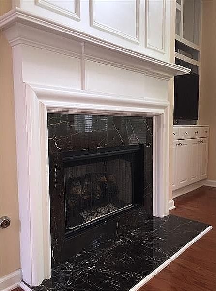 2nd image of 401 Pinoak Dr