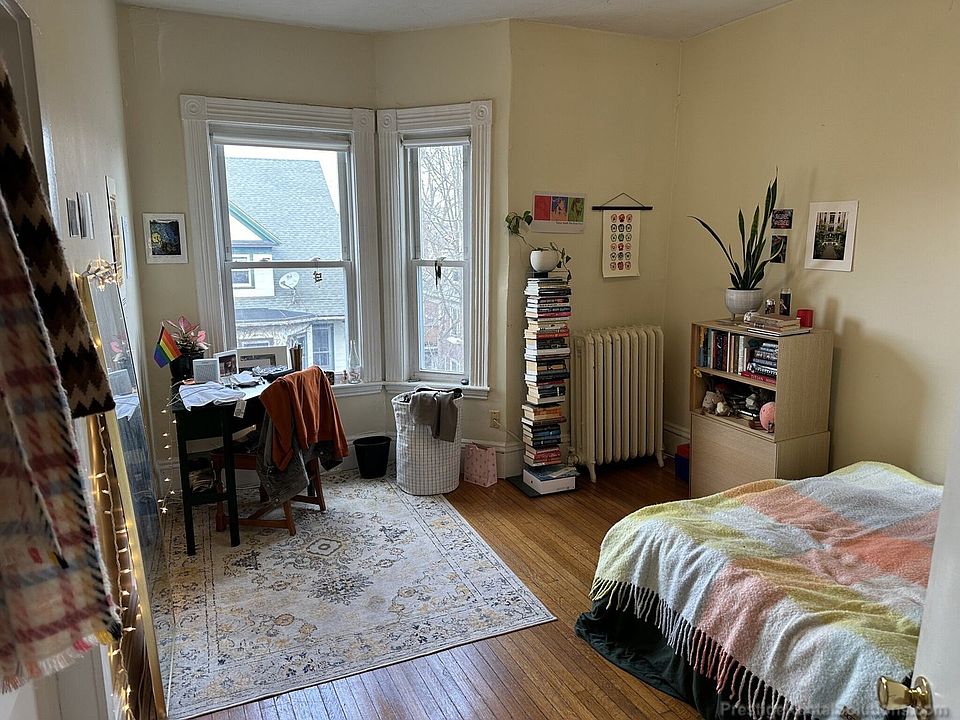 1st image of 38 Ridgemont St #22