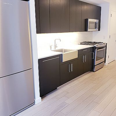 4th image of 535 W 43rd St APT N5k