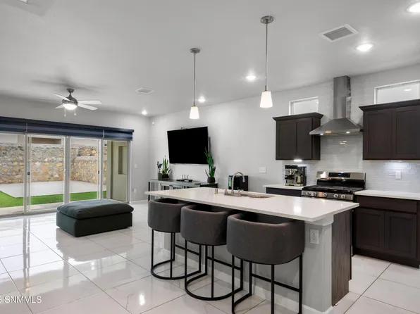 1138 Nickel Hill Ave, Santa Teresa, NM 88008