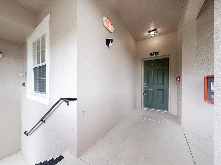 9417 Myrtle Creek Ln #611 — Photo 6