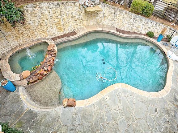 3rd image of 6103 Tiffany Park Ct