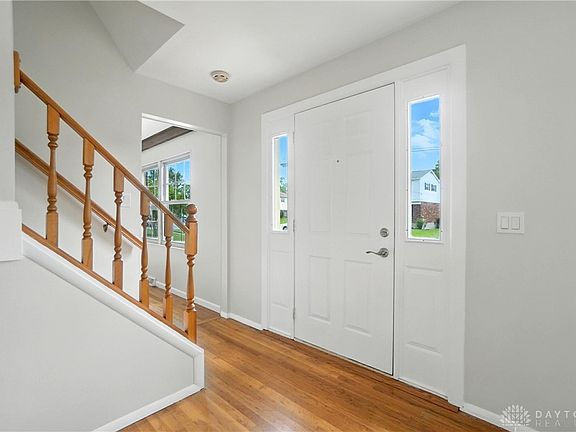 5th image of 1023 Hilliard Dr