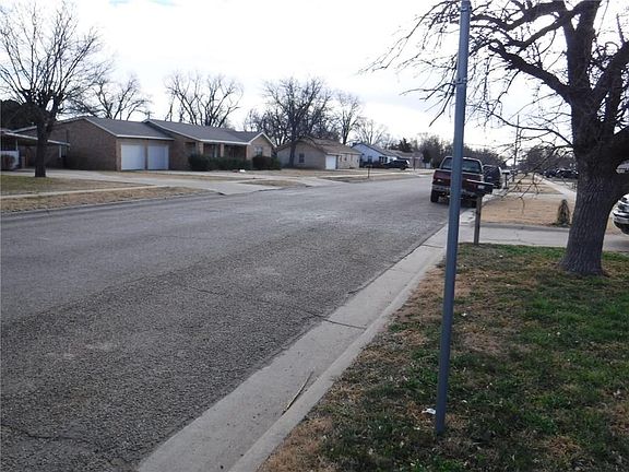 2nd image of 239 Star St