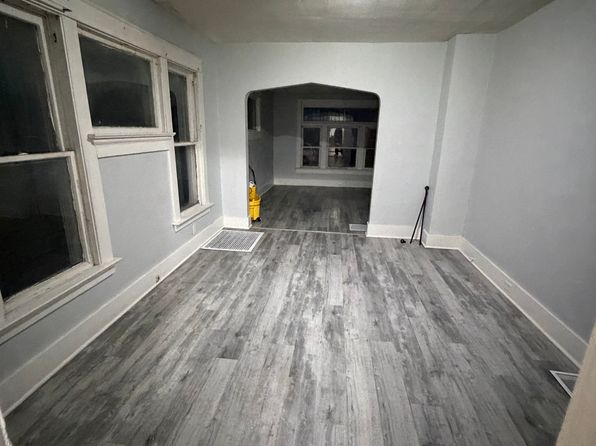 521 E 21st St FLOOR 1