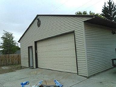 4th image of 1140 Merritt Dr