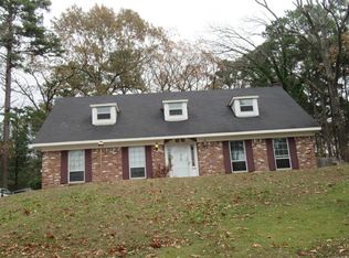 5 Dreher Ct, Little Rock, AR 72209
