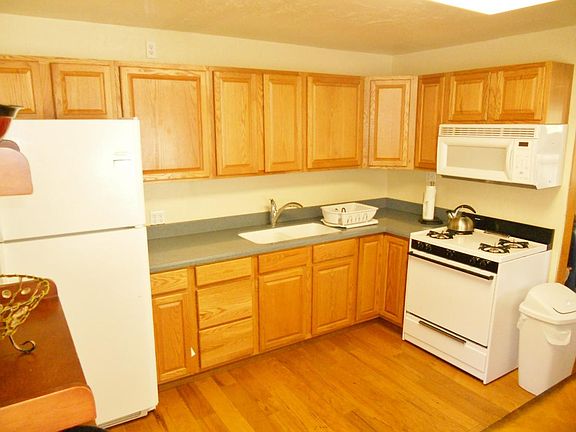 5th image of 628 Eureka Dr
