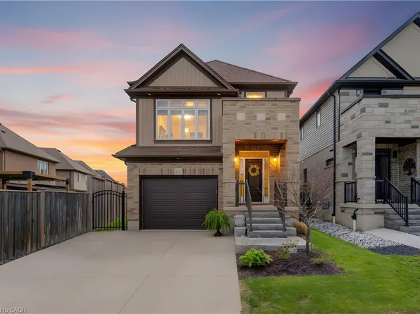 116 Sorrento St, Kitchener, ON N2R 0L2
