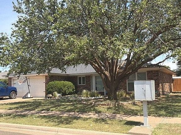 2nd image of 5718 92nd St