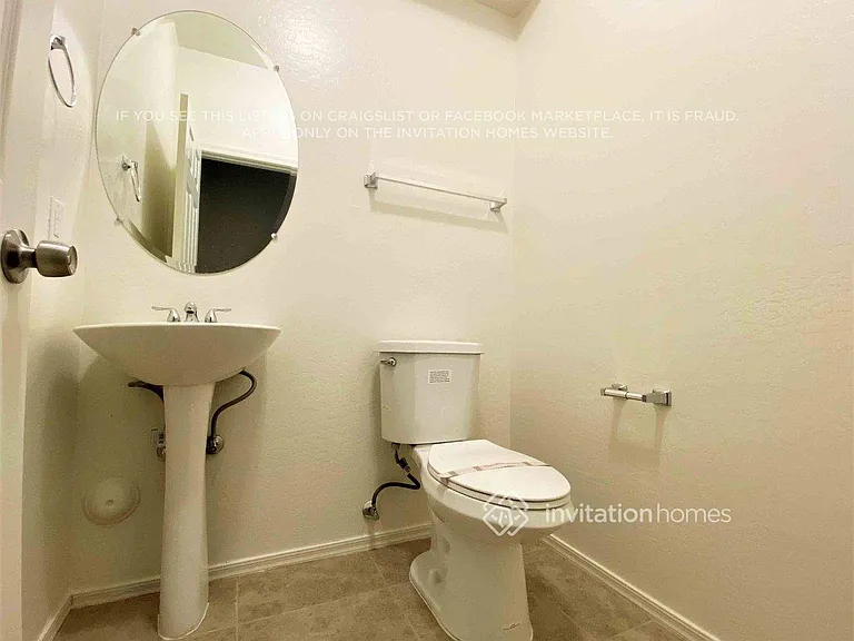 6626 W Polk St — Photo 12