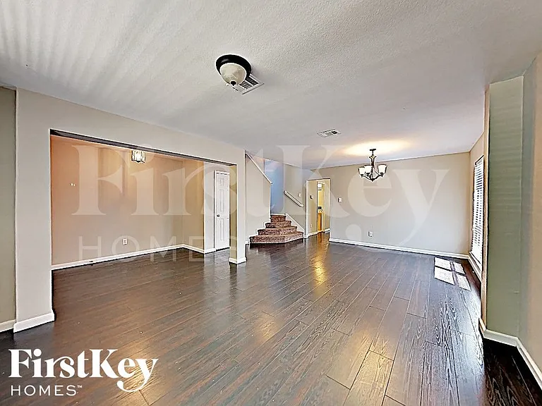 724 Bamboo Dr — Photo 6