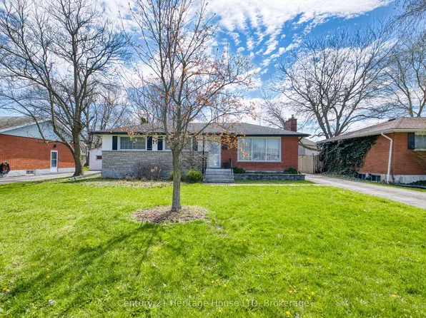 4114 Campbell Ave, Niagara Falls, ON L2G 6R4