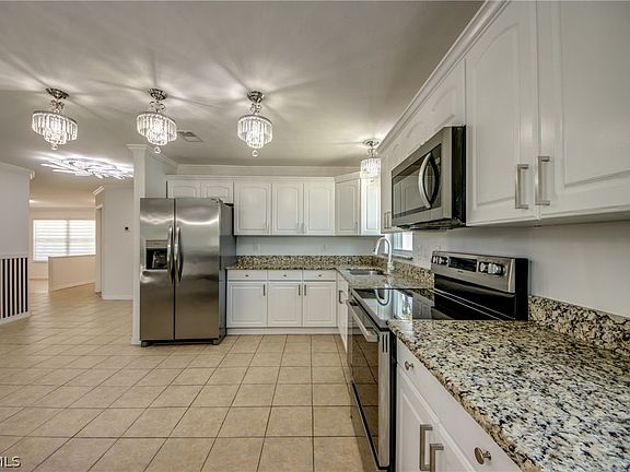 5th image of 1210 SE 29th Ter