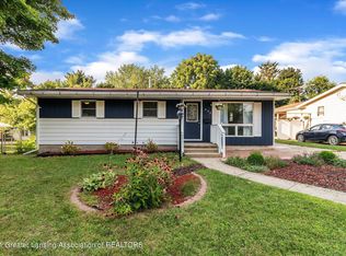 402 4th St, Charlotte, MI 48813
