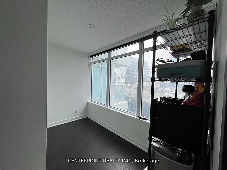 19 Bathurst St #606 — Photo 9