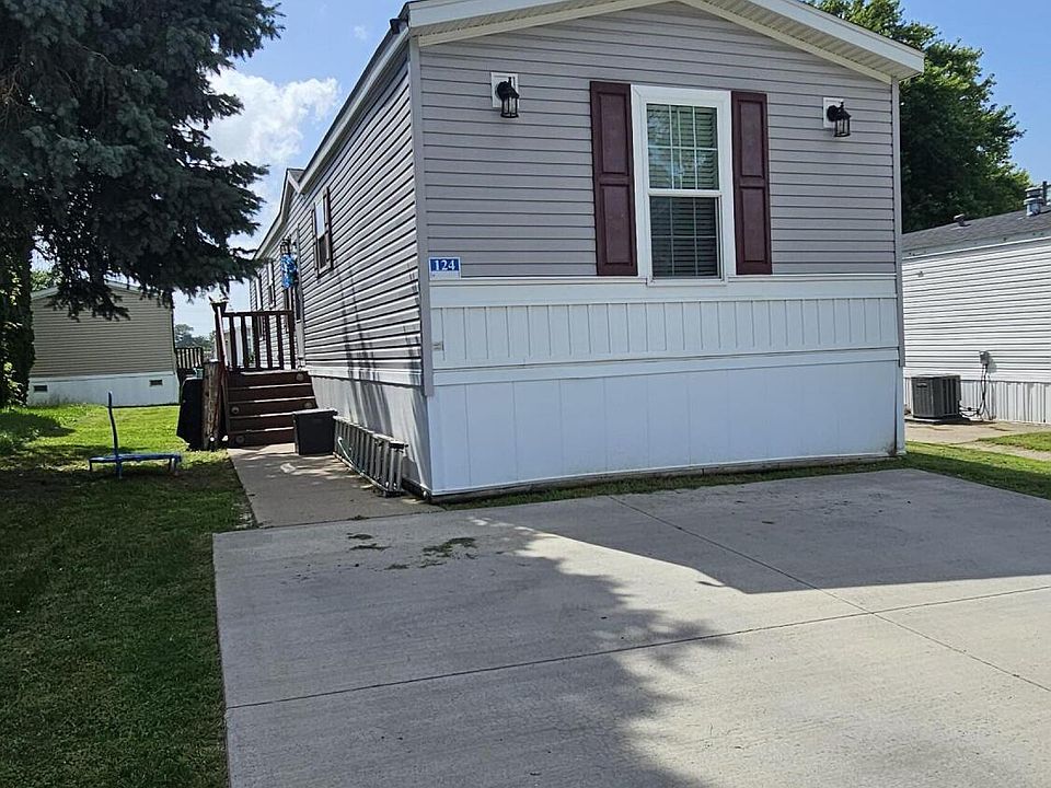 1st image of 5112 N Fairmount St Lot 124